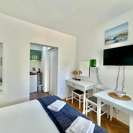 For-A Apartmani Bečići Exterior photo