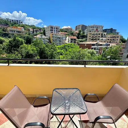 For-A Apartmani Bečići Exterior photo