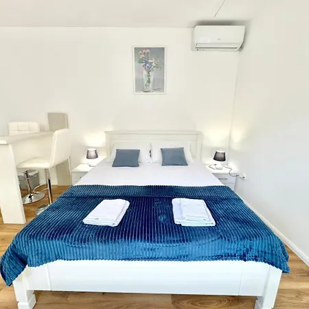 For-A Apartmani Bečići Exterior photo
