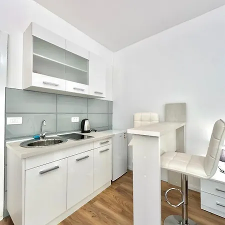 For-A Apartmani Bečići Exterior photo