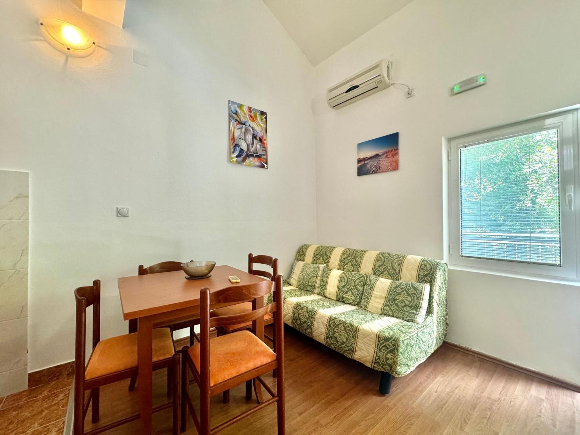 For-a Apartment Bečići