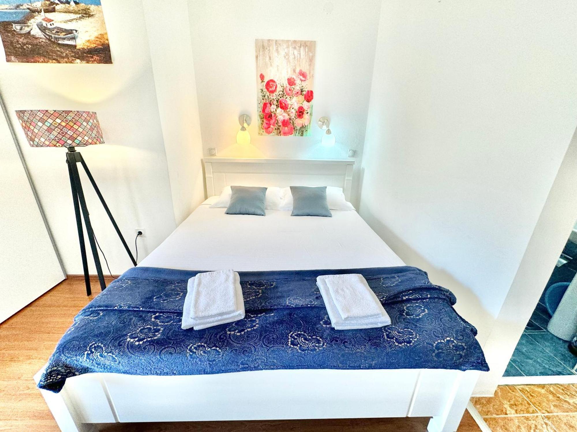 Appartement For-a *