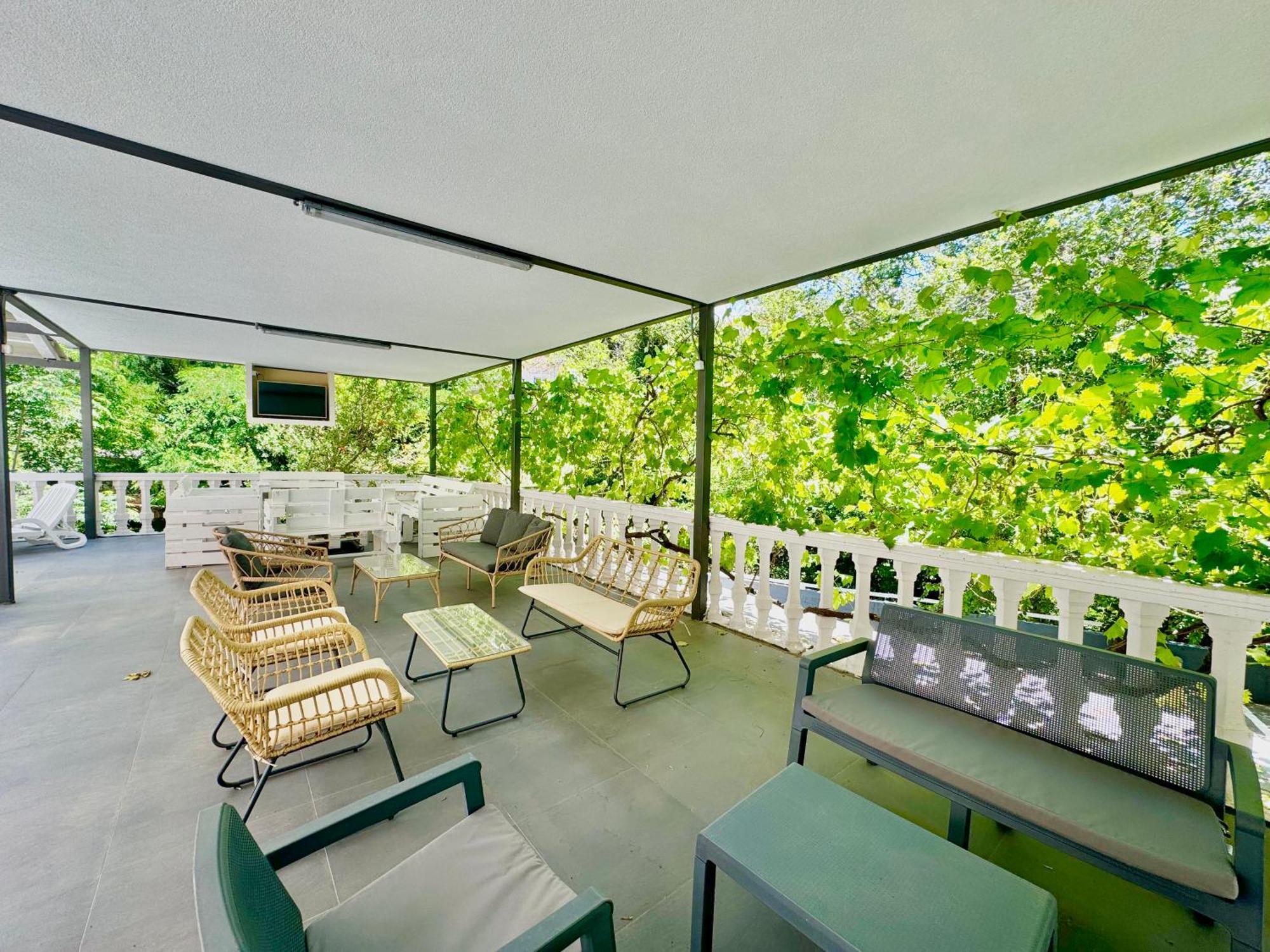 For-a Appartement *
